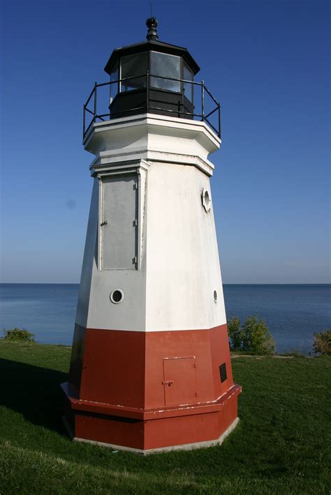 Vermilion Lighthouse And Lake Erie | Ohio's Vermilion Lighth… | Flickr