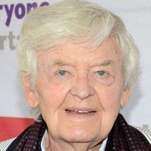 Hal Holbrook - Bio, Facts, Family | Famous Birthdays