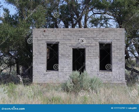 Ruins of a House at Glenrio Ghost Town, One of Western America`s Ghost ...