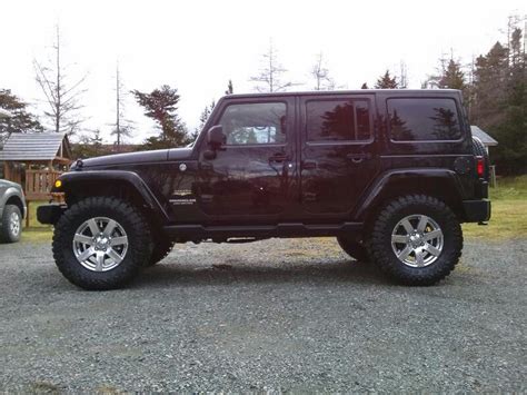 Jeep OEM seven spoke Sahara wheels | Jeep wheels, Car wheels ...