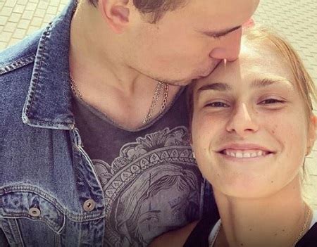 Aryna Sabalenka Fiance : Arnya Sabalenka gets engaged to 'mystery ...