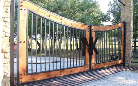 Metal or Wood Custom Driveway Gate—Which Is Best? - Aberdeen Gate