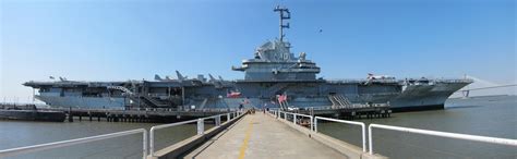 USS Yorktown (CVS-10) Museum ship at Patriot's Point in Charleston SC [9445*2919] : r/HI_Res