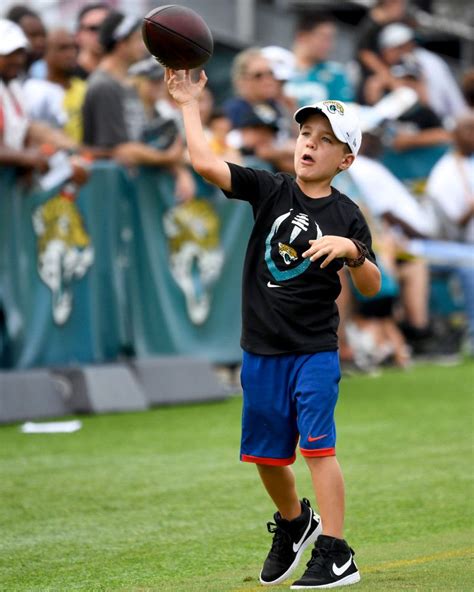 30 photos of Peyton Manning's son, Marshall, experiencing the NFL ...