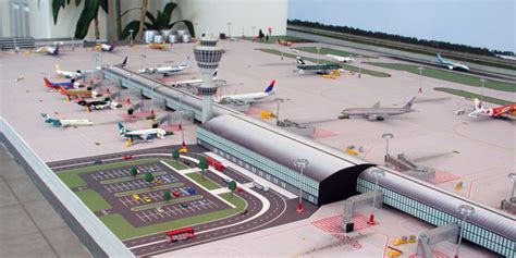 Model Airport Terminal Building #2 | Airport Diorama Designs