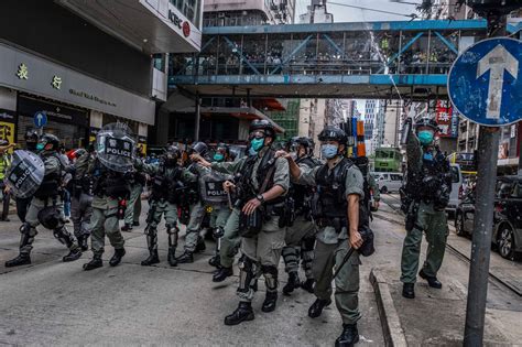 Despite Coronavirus, Hong Kong Protesters Rally Against China - The New York Times