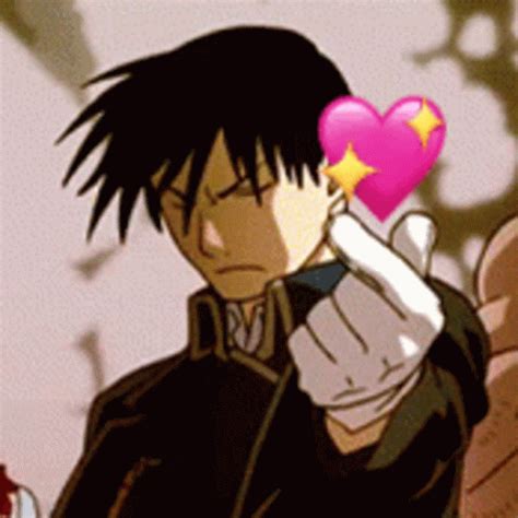 Fullmetal Alchemist Roy Mustang GIF - Fullmetal Alchemist Roy Mustang Finger Heart - Descubre y ...