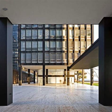 Former Cook County Hospital in Chicago,Illinois was restored by:SOM ...