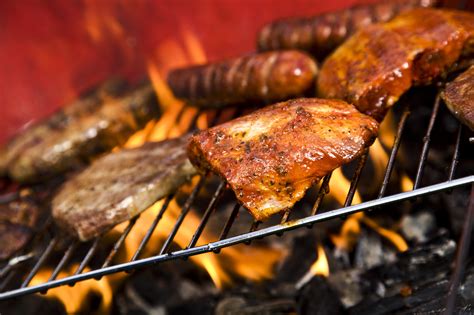 Become the Grill Master: The Top 7 Benefits of Using a Charcoal Grill ...