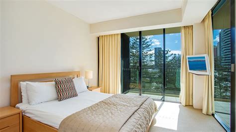 Mantra Broadbeach on the Park | Hotel Accommodation in Gold Coast