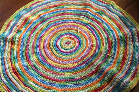 365 Projects: Crocheted Round Rug Cotton Yarn - Arts and Crafts