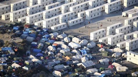 The history of the Calais 'Jungle' camp and how it's changed since 1999 ...