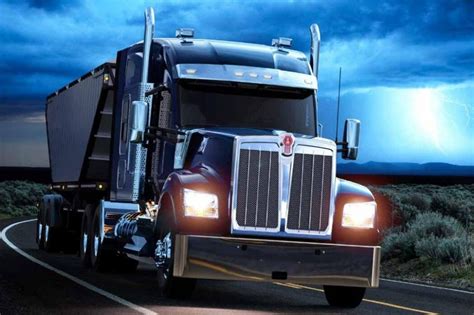 Best Semi-Truck Brands for Truck Drivers in 2021