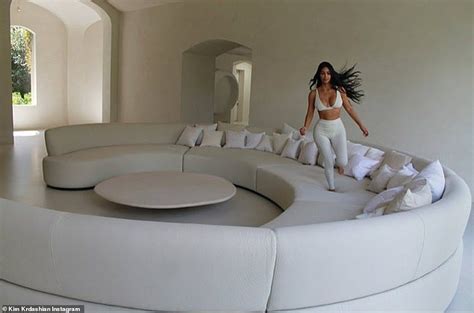 Inside The Home Of: Kim Kardashian – Quizzable News