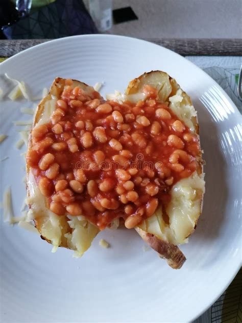 Jacket Potato with Cheese and Beans Stock Image - Image of potato, meal: 182083681