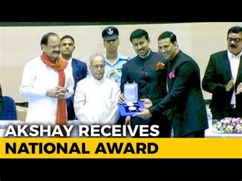 National Film Awards 2017: Akshay Kumar Receives His Best Actor Prize - YouTube