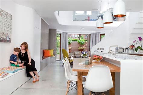 A Georgian House in London Undergoes a Massive Transformation