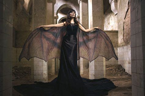 Bat wings dragon demon cape Halloween costume by CostureroReal | Adult ...