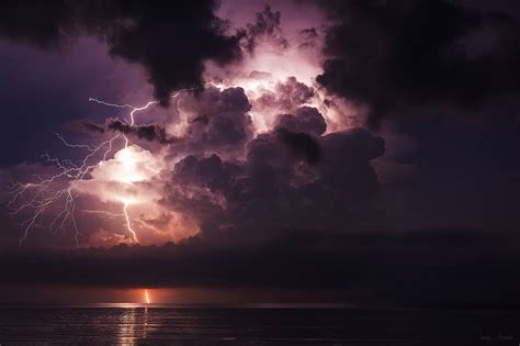 Catatumbo lightning: The place with the highest lightning activity in ...