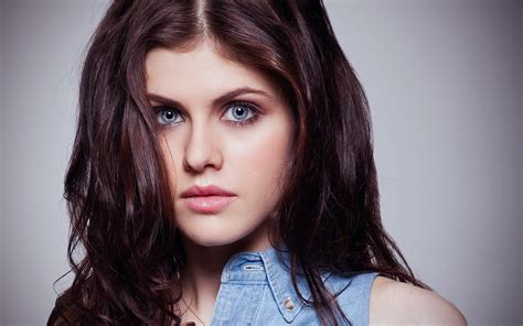 What Is So Special About Alexandra Daddario's Eyes? Deets Inside See ...