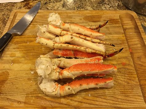 GREAT EATS HAWAII: ALASKAN KING CRAB