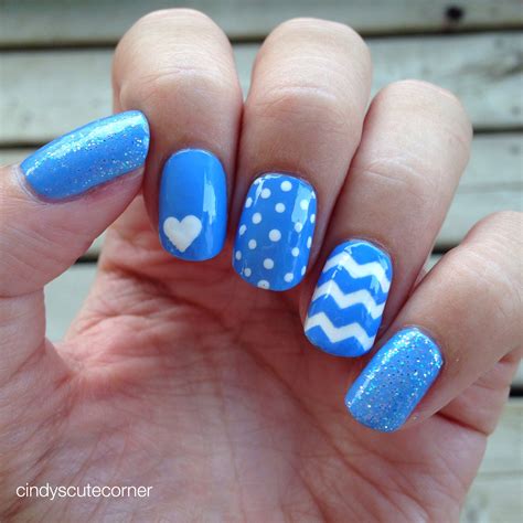 Baby Blue and White Nails - Cindy's Cute Corner