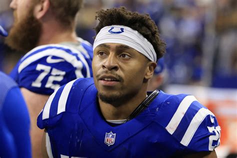 Colts Sign Jonathan Taylor To Lucrative Contract Extension - The Spun
