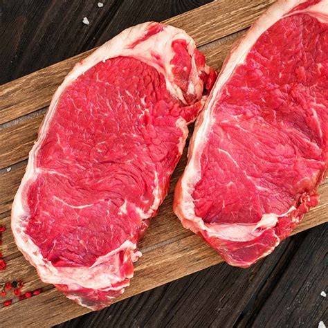 8oz British Sirloin Steak: The Pinnacle of Taste and Texture