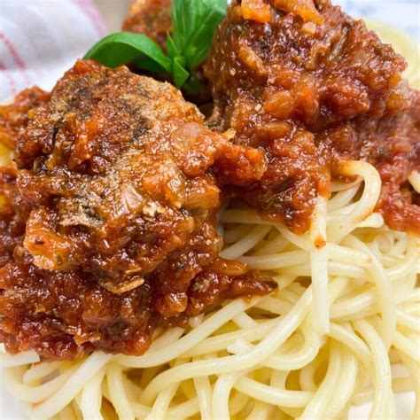 The Best Spaghetti and Meatball Marinara Recipe - The Curry Mommy