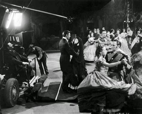 37 Rarely Seen Behind-the-Scenes Photos From the Making of Classic Film ...