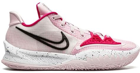 Sneakers Kyrie Low 4 Kay Yow da Uomo di Nike in Rosa | Lyst