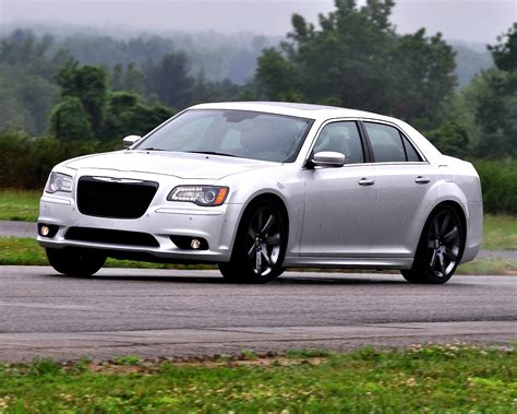 CHRYSLER 300 SRT8 Specs & Photos - 2011, 2012, 2013, 2014, 2015, 2016, 2017, 2018, 2019, 2020 ...