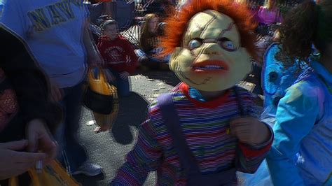 Anoka Hosts Annual Halloween Parade - CBS Minnesota