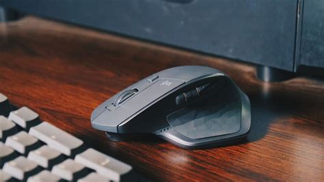 Some Useful Benefits of Using the Ergonomic Mouse | The Stuff Of Success