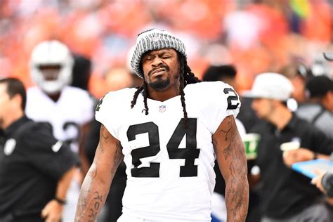 40 best pictures of Marshawn Lynch as an Oakland Raider