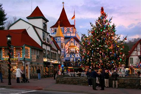 Helen Ga Christmas: 13 Reasons You Should Visit This Holiday Season (2023)