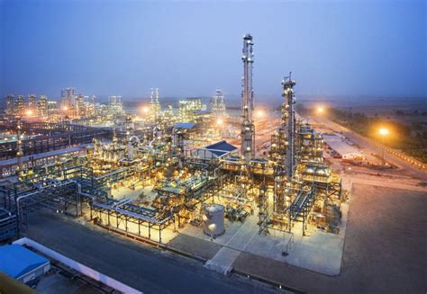 Fire Strikes Abu Dhabi National Oil Company Refinery | Manufacturing.net