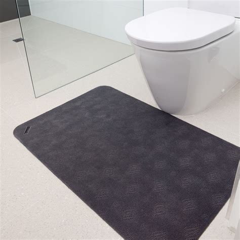 Absorbent Anti Slip Floor Mat by Conni