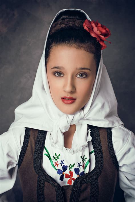 Serbian Folklore Clothing | Beauty around the world, Native people ...