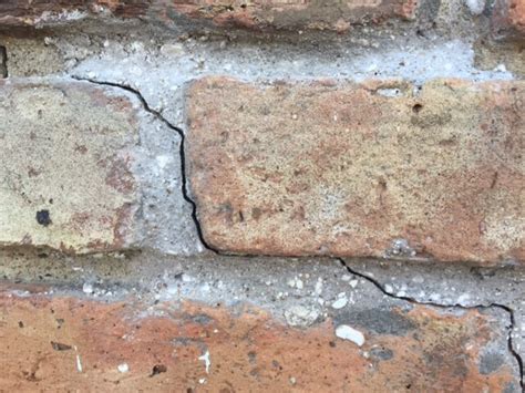 Brick Cracks: Sign of House Foundation Damage | HD Foundations