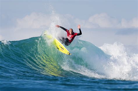 World's best storm through Round One at J-Bay Open - Wavelength Surf Magazine - since 1981