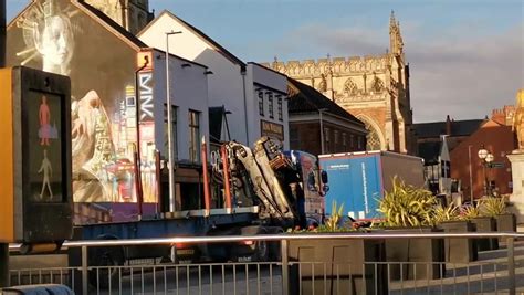 Myton Bridge closed for 'emergency inspection' - Hull Live