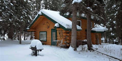 North Pole Cabins (North Pole, AK): What to Know BEFORE You Bring Your ...