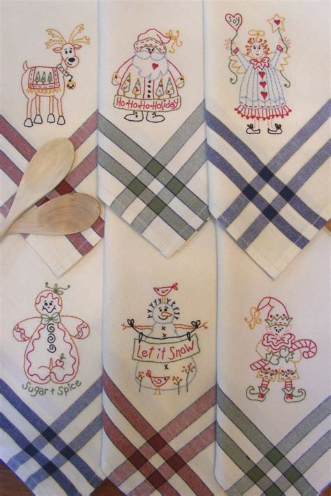 17 Best images about tea towel embroidery on Pinterest | Christmas tea ...