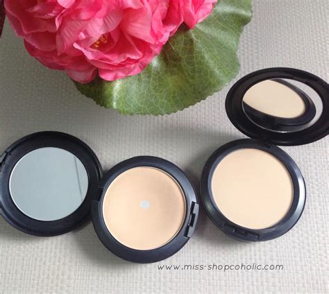 Miss Shopcoholic: MAC Studio Fix Powder vs Studio Perfect Powder Foundation