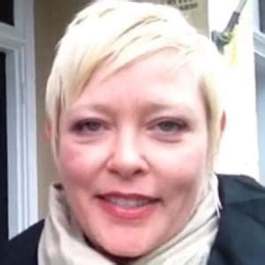 Pamela Gidley - Bio, Facts, Family | Famous Birthdays