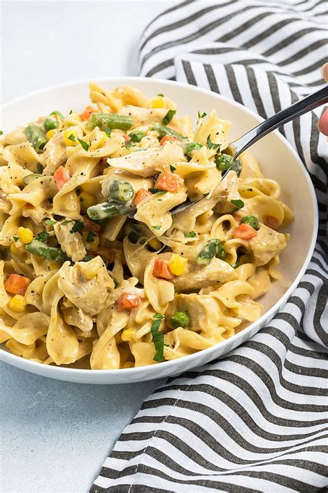 Instant Pot Cheesy Chicken, Noodles and Vegetables | The Blond Cook