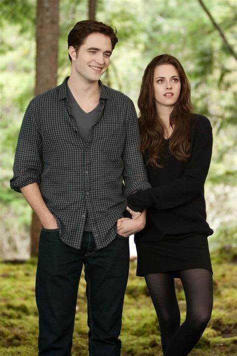 Image - Bella and Edward Cullen.jpg - Twilight Saga Wiki