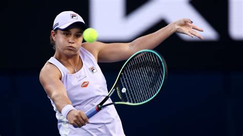 Injury no concern as Ash Barty cruises through third-round match with Ekaterina Alexandrova ...