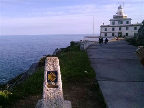 Santiago-Finisterre Taxi: Price and Tours to Visit the Fisterra Lighthouse